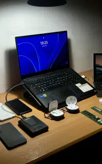 خدمات گوشی موبایل ،کامپیوتر و لپ‌تاپ در محل (24/7)