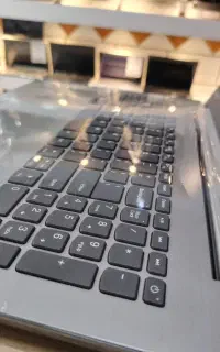 * لپ تاپ Lenovo Core i7 لمسی نسل 8 *