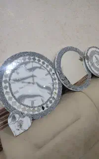 ساعت و تابلو ست