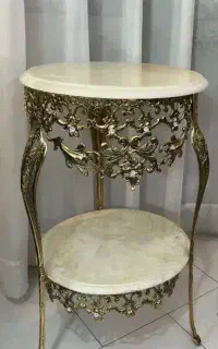 میزدوطبقه ی برنز