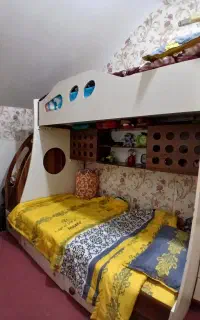 تخت دو طبقه