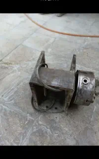 سه نظام دستگاه تراش