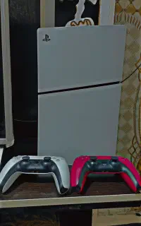 پلی استیشن 5 (ps5) اسلیم1ترا دو دسته در حد آکبند