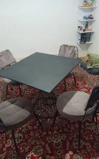 میز و صندلی
