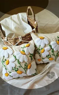 کوسن،رانر و رومیزی های  پانچدوزی ،طرح های خاص