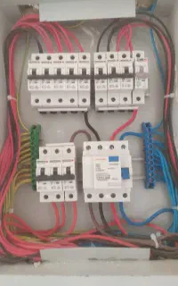 برق.برقکار حرفه ای ساختمان تعمیرات برق