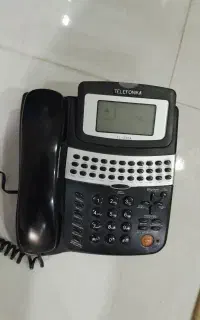 تلفن رومیزی با آداپتور وسایل کامل