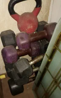 دمبل باشگاه