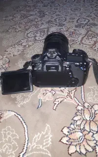 دوربین کانن 70d با لنز 18-200