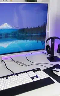 خدمات نرم افزار  و سخت افزار کامپیوتر در منزل