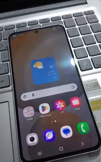 S24 FE 256GBسامسونگ رم 8 سفیدگارانتی بدون خط و خش