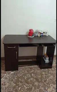 میز کامپیوتر و تحریر