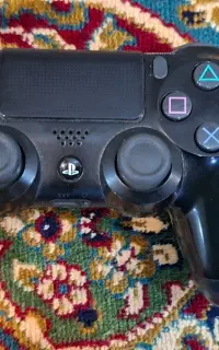 دسته PS4 اورجینال  تمیز و سالم