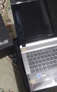 لپ‌تاپ ASUS U43J  بسیار تمیز
