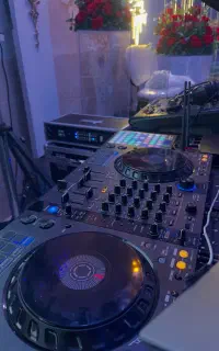 اجاره تجهیزات نور و صدا و اجرای دیجی اقا و خانوم