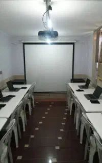 آموزش کامپیوتر مقدماتی و پیشرفته در دزکامپیوتر