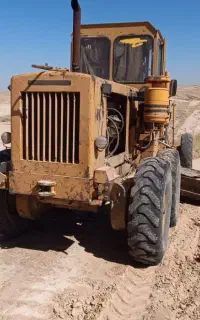 فروش یک دستگاه گریدر