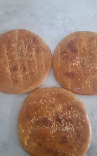 فروشنده خانم