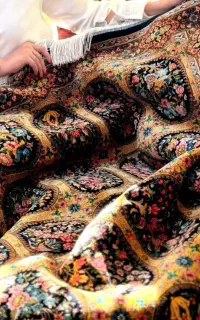 فرش های تمام ابریشم ربات بافت