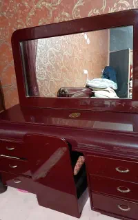 میز آرایشی
