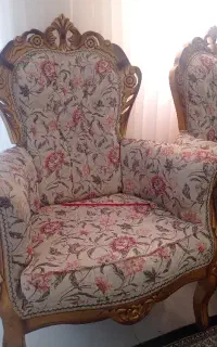 مبل سلطنتی