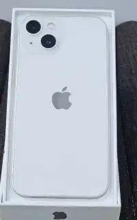 ایفون ۱۳ نرمال سفید