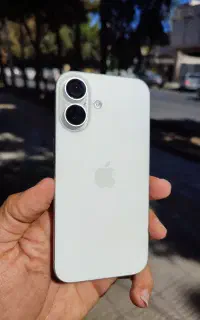 ایفون16