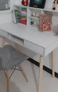 ساخت میز تحریر