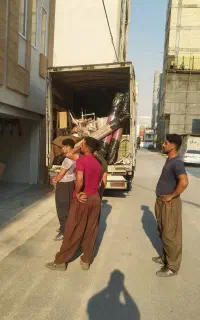 جابجای اثاثیه با اکیپ وارد و دوره دیده کنگان بار