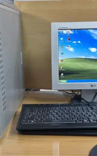 مانیتور و کیس و کیبورد و موس