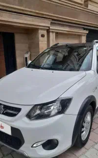 کوییک R پلاس اتومات مدل ۱۴۰۱ سفید مشکی