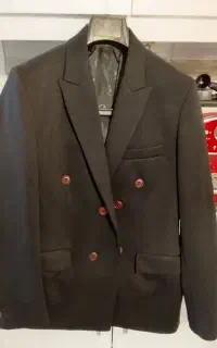 یک دست کت و شلوار