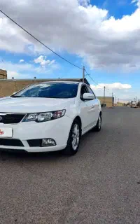 سراتو آپشنال ۹۸ بی رنگ