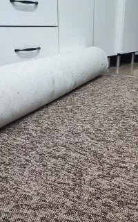 موکت قهوه‌ای