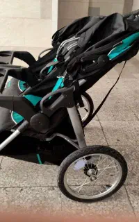 کالسکه دوقلو