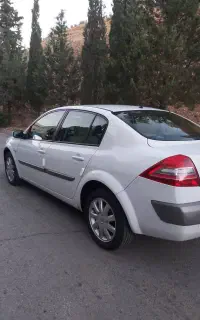 مگان ۹۱ اتوماتیک ۲۰۰۰در حد صفر بدون رنگ سند تک برگ