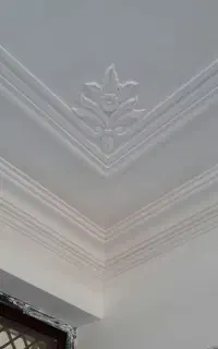نیازمند نیروی گچکار
