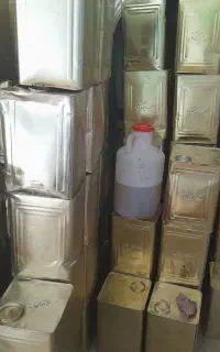 عسل طبیعی از زنبوردار