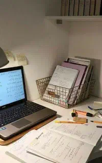 تدریس زبان های کره ای انگلیسی عربی