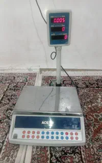 اسباب بازی سی کیلو خارجی( ترازو)