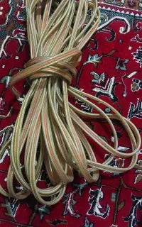 سیم شیلنگدارباند.    بلندگو