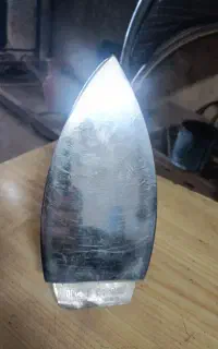 مقداری لوازم قدیمی و جدید و نوسنالژی