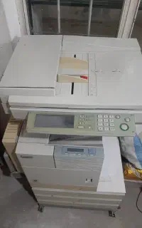 کارمند کافی نت