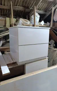 باکس و شلف و پاتختی