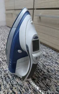 اتو بخار Hamilton 2200W سالم و کم کارکرد