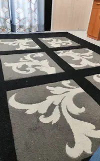 فرش فانتزی ۶ متری سفید مشکی