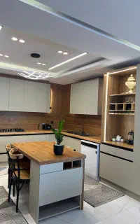 طراحی و ساخت کابینت و کمد دیواری