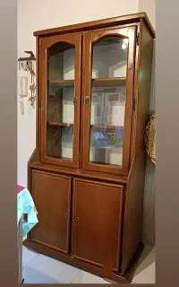 بوفه چوبی ویترین دار