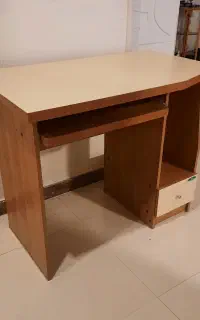 میز کامپیوتر