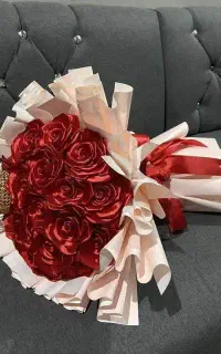 گل ربانی لیلیوم و تزئین حنا و دسته کل عروسو...
